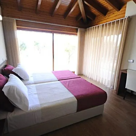 Willa Serenidade 3 Bedrooms Tennis Court Countryside Location Braga North Portugal